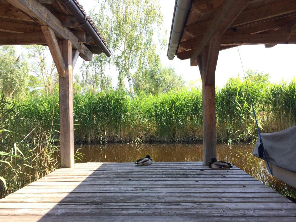 Pfahlbau In Weiden Am See Exterior foto